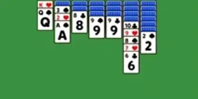 SOLITAIRE IO gameplay